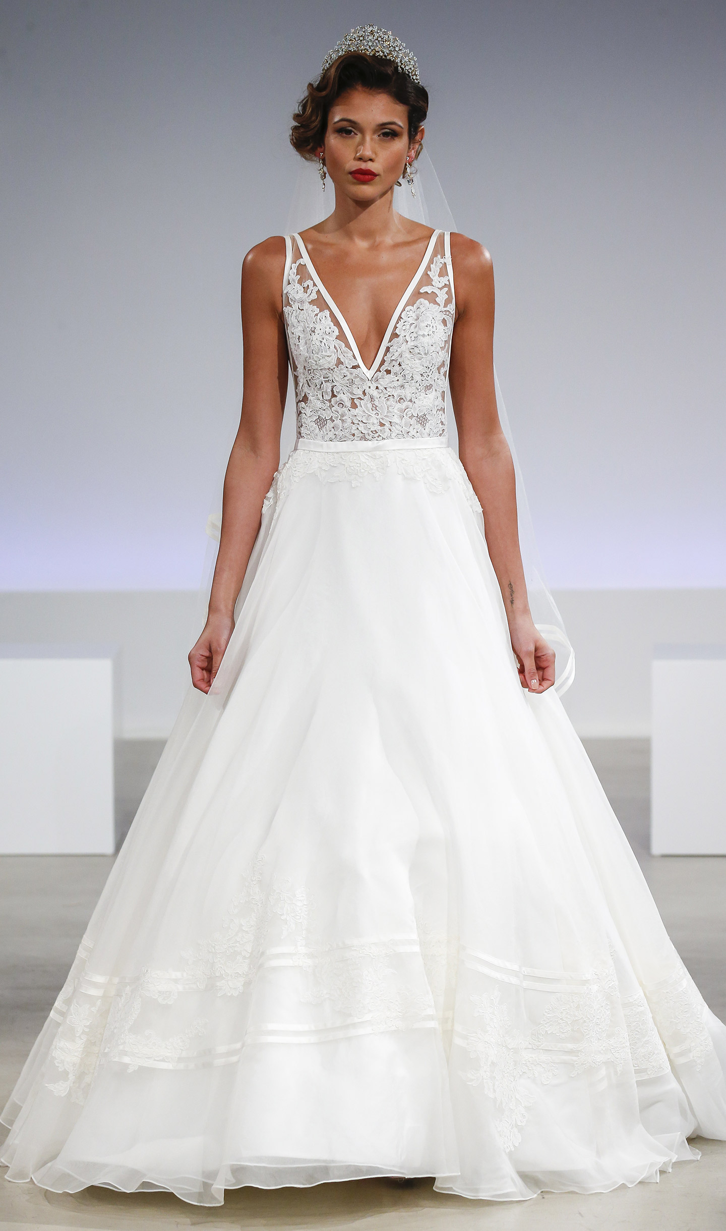 Simple A-line Wedding Dress Kleinfeld Bridal