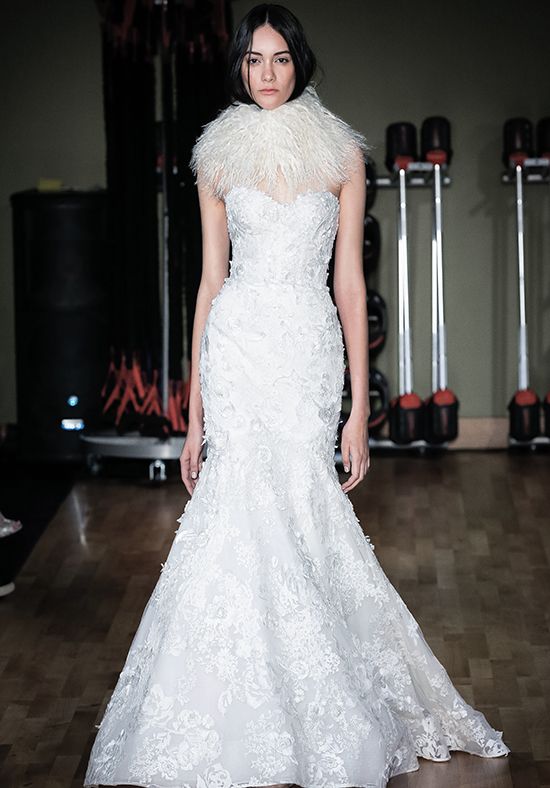 Lace Applique Sweetheart Neck Mermaid Wedding Dress