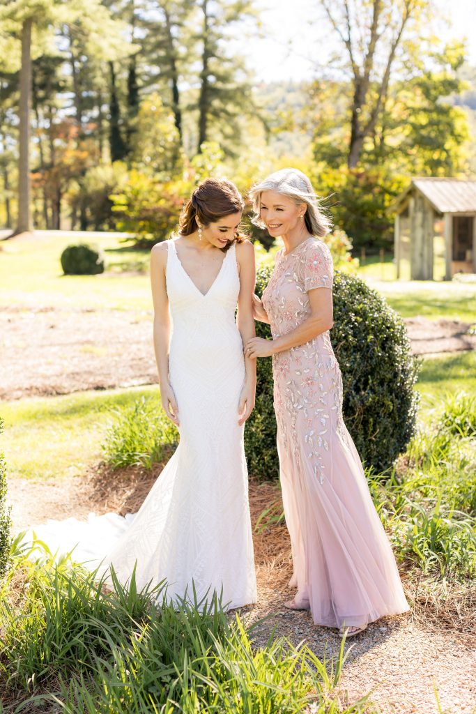 Essential Tips For Picking the Perfect MOB Dress | Kleinfeld Bridal