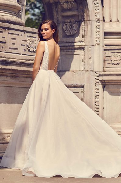 Sleeveless V neck A line Wedding  Dress  With Illusion And 