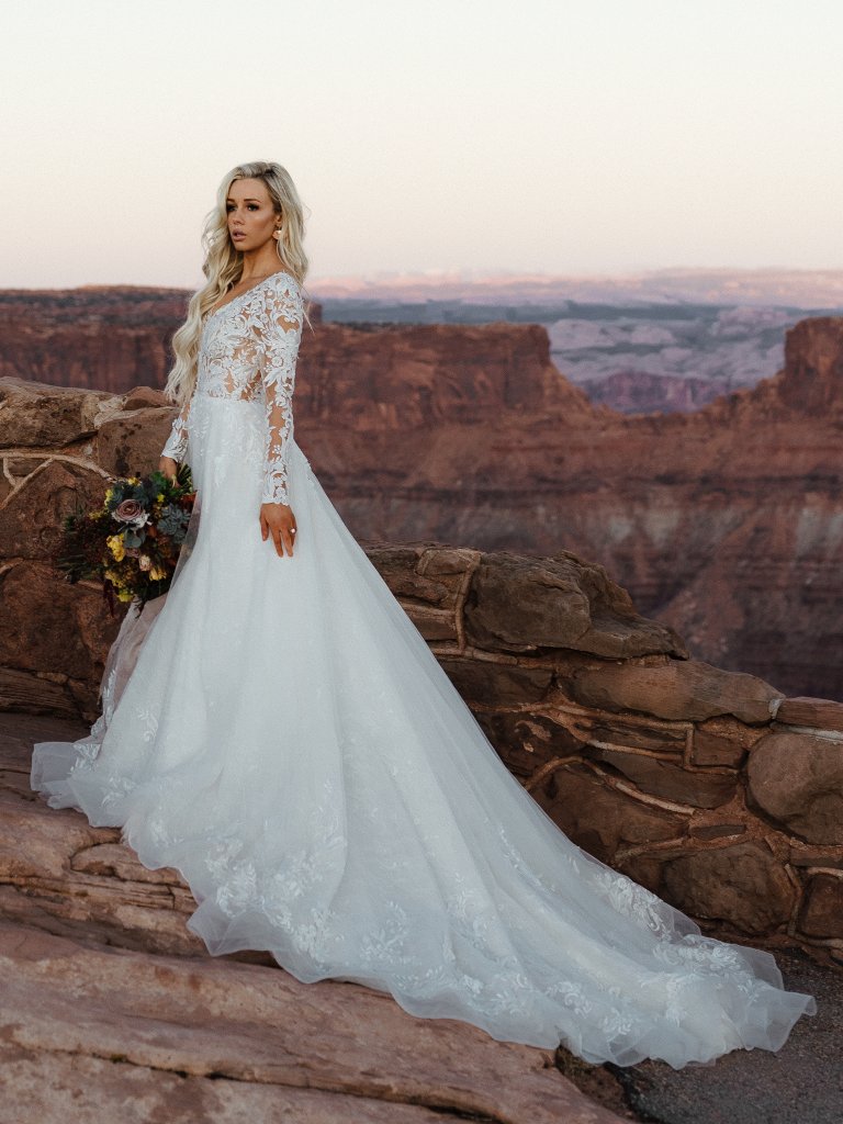 Long Sleeve Lace Ball Gown Wedding Dress Kleinfeld Bridal 6416