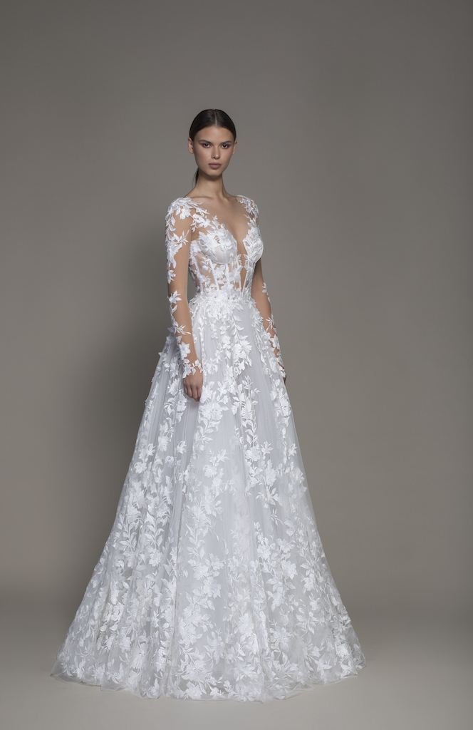 long lace gowns with sleeves
