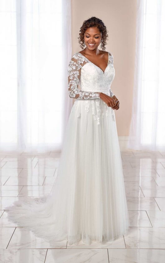 lace a line wedding dress with long sleeves