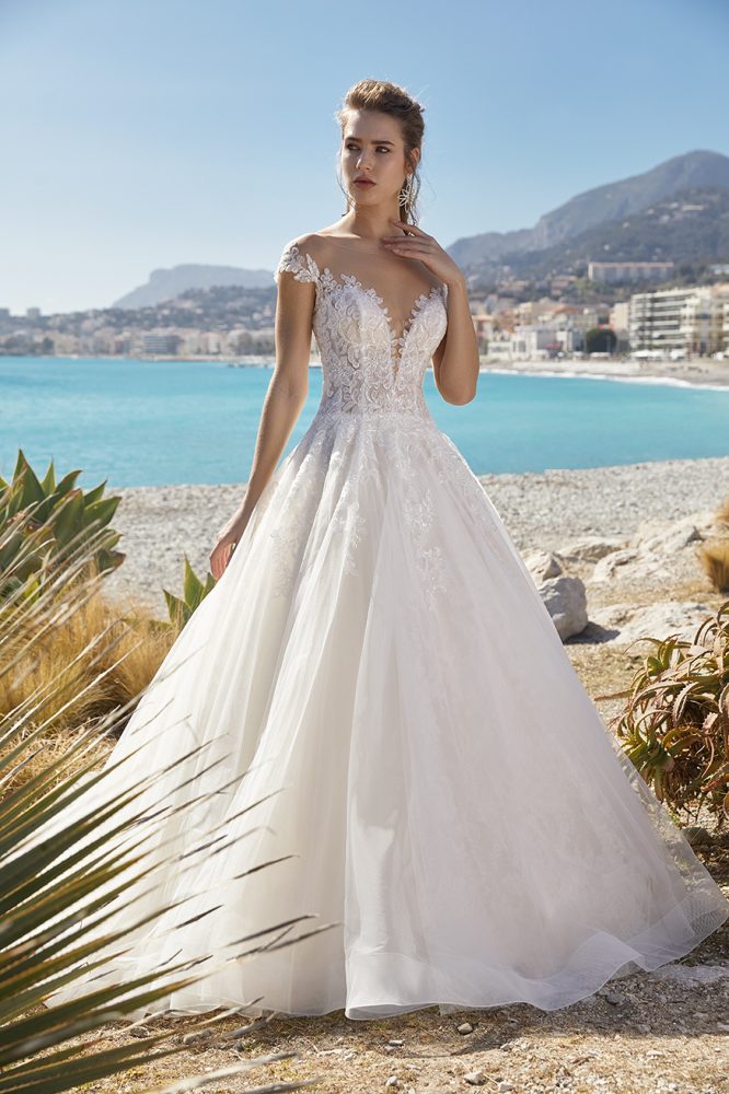 kleinfeld short wedding dresses