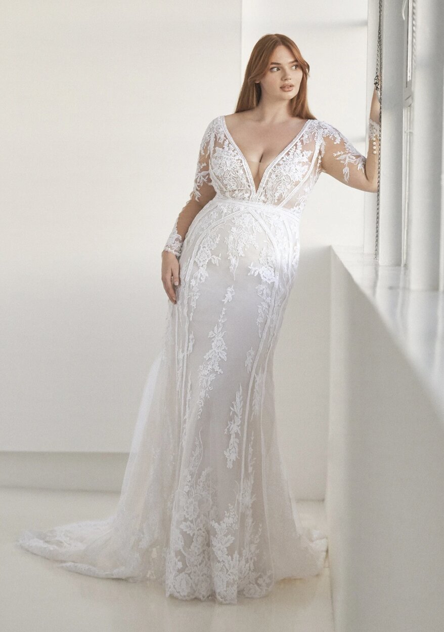 long sleeve fitted wedding dress