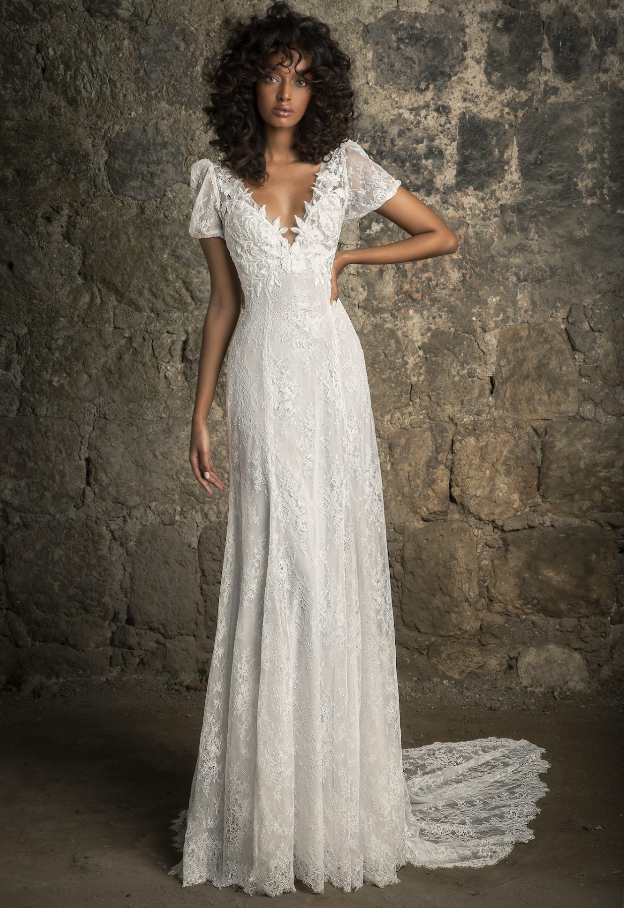 vera wang plus wedding dress