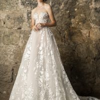 Strapless V-neckline Lace A-line Wedding Dress | Kleinfeld Bridal