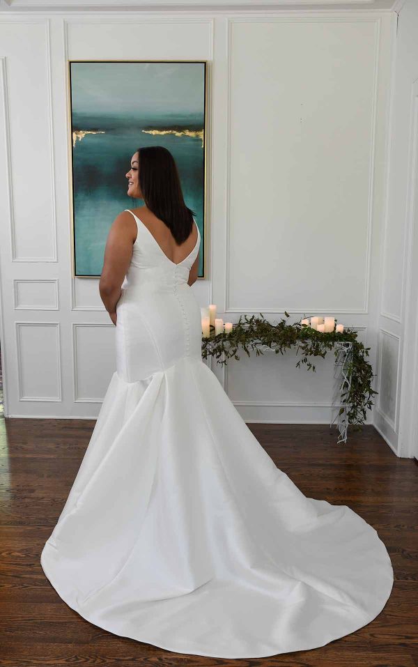 Adviseren Alice Previs site Fit And Flare Wedding Dress In Mikado | Kleinfeld Bridal