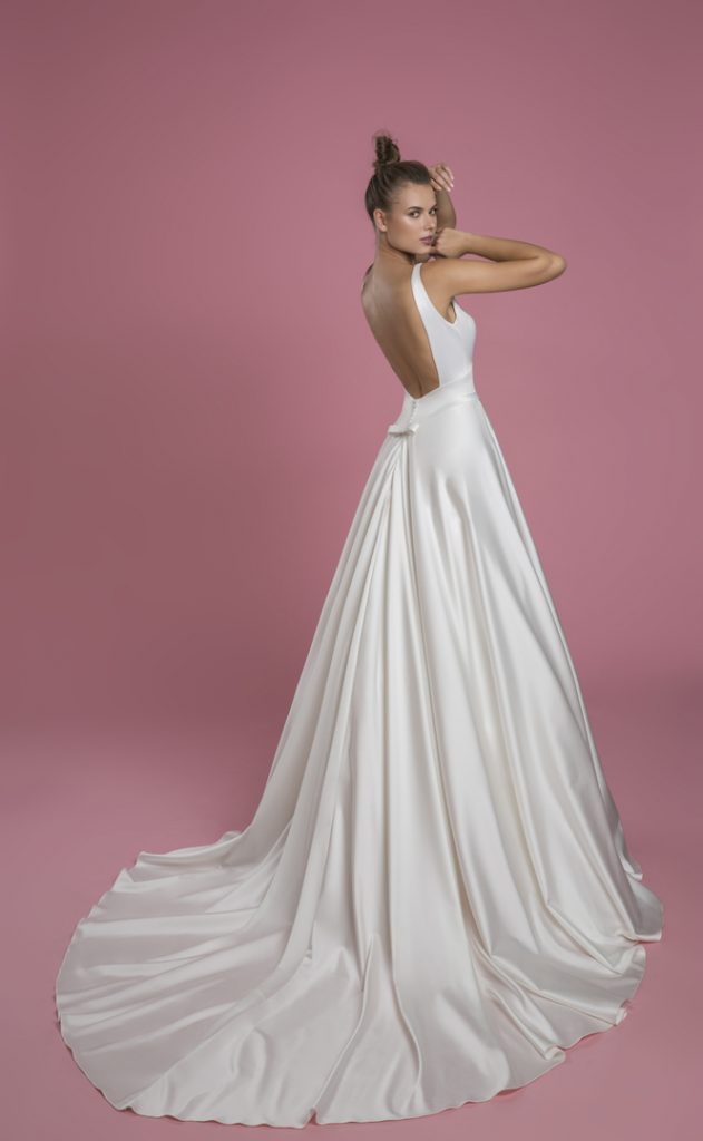 Sleeveless V Neck A Line Satin Wedding Dress Kleinfeld Bridal 