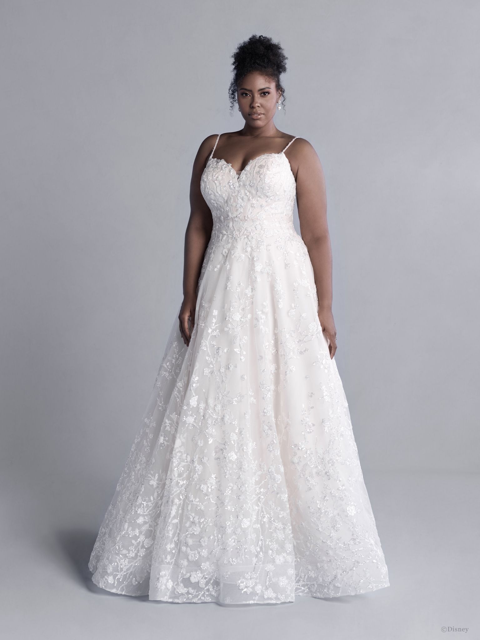 Gorgeous A-line Wedding Dress, Spaghetti Straps Leaf Lace Bridal