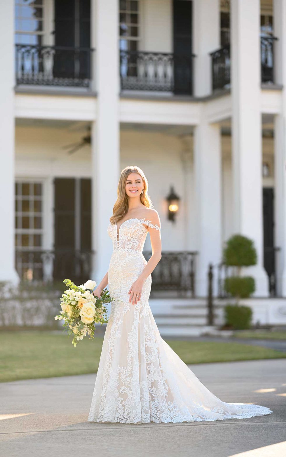 Modern Corset-Inspired Wedding Gown - Martina Liana Wedding Dresses