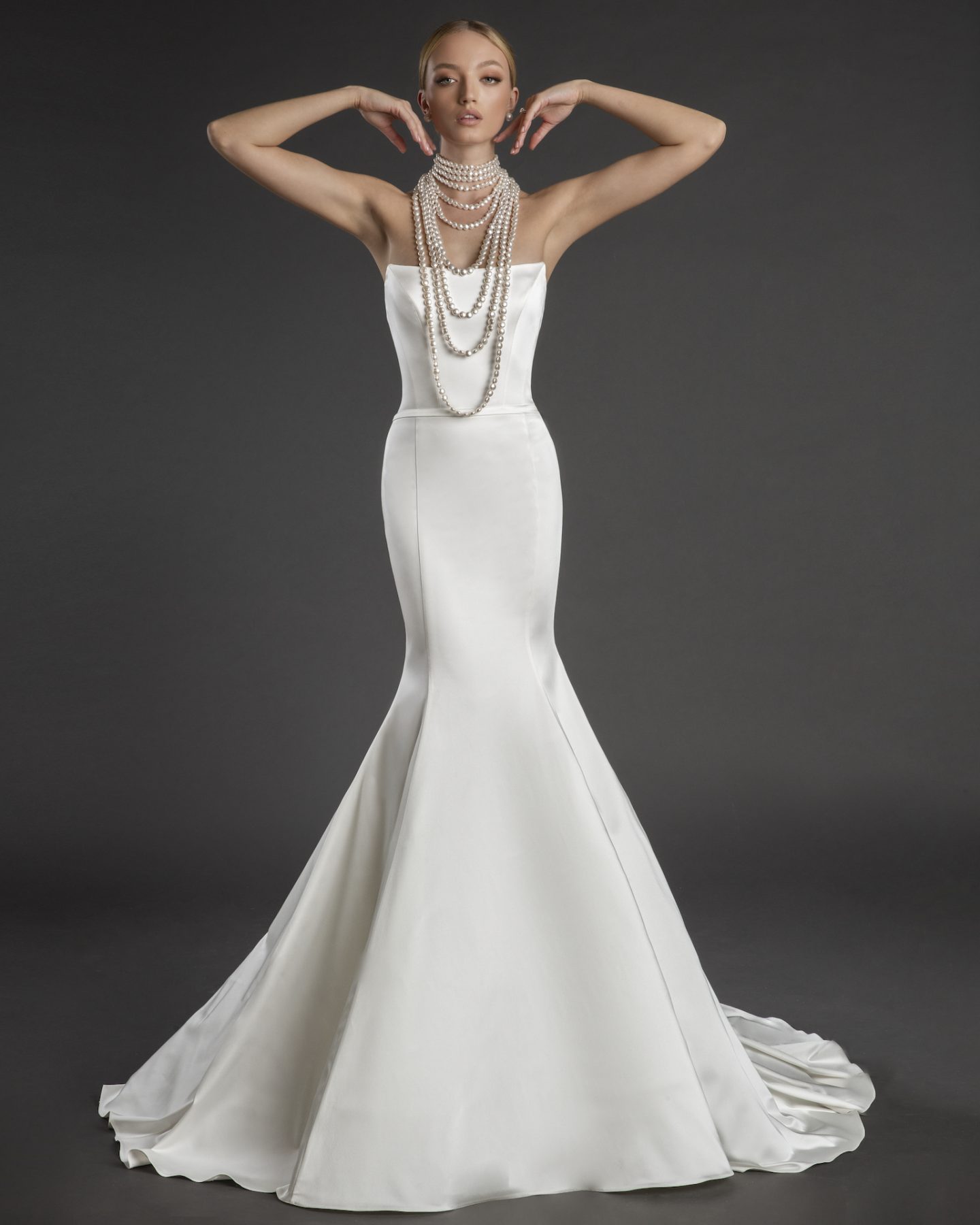 Strapless Straight Neckline Stretch Satin Mermaid Wedding Dress Kleinfeld Bridal 8179