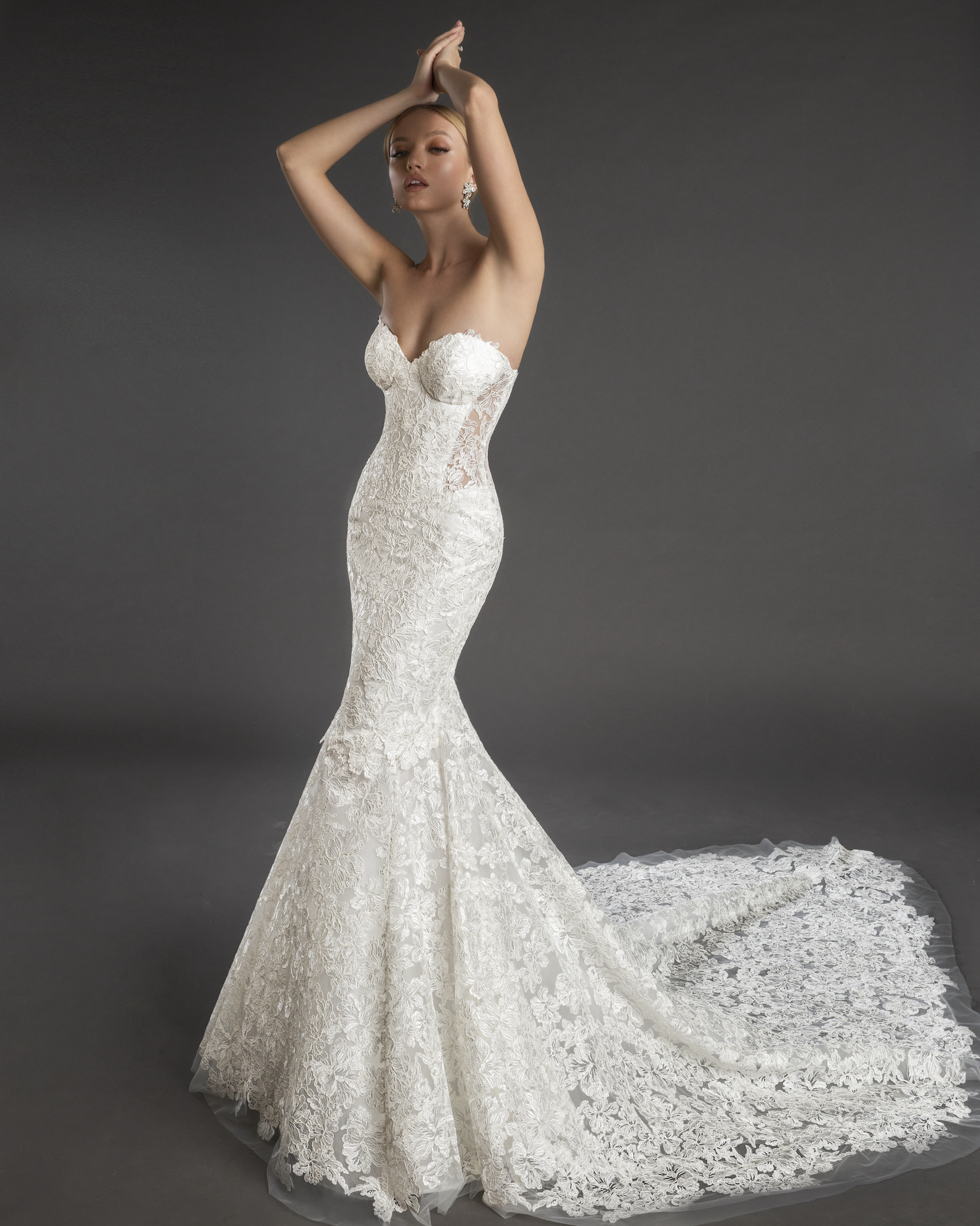 Strapless Sweetheart Neckline Lace Mermaid Wedding Dress Kleinfeld Bridal 6773