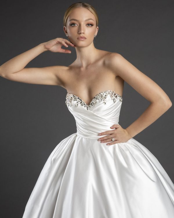 Sweetheart Neckline Strapless Satin Ball Gown Wedding Dress With Crystals Kleinfeld Bridal 6618