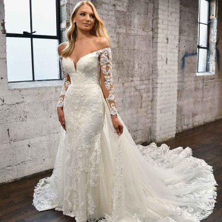 LONG-SLEEVE LACE WEDDING DRESS WITH DETACHABLE OVERSKIRT | Kleinfeld Bridal