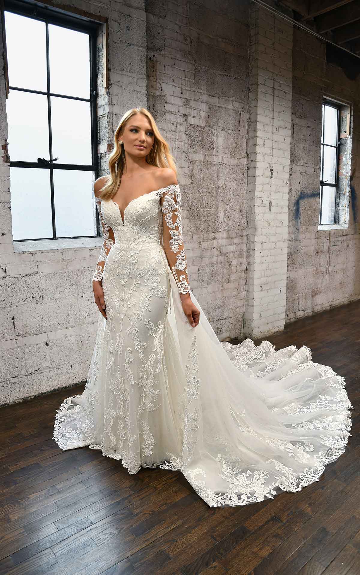 LONG SLEEVE LACE WEDDING DRESS WITH DETACHABLE OVERSKIRT Kleinfeld Bridal