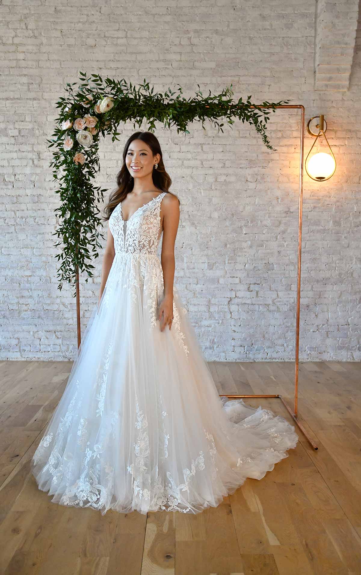FLORAL LACE WEDDING DRESS WITH PLUNGING V-NECKLINE | Kleinfeld Bridal