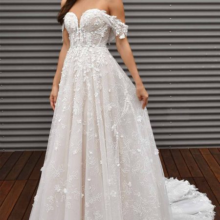 Elegant Lace Sweetheart Wedding Dress With Off The Shoulder Straps ...