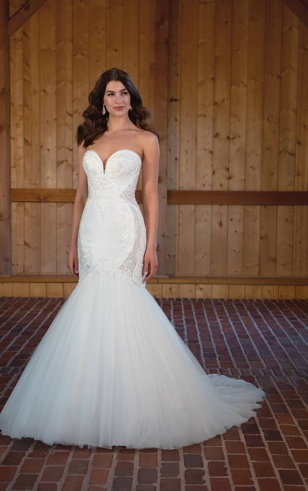 Fit And Flare Wedding Dress With Sweetheart Neckline Kleinfeld Bridal