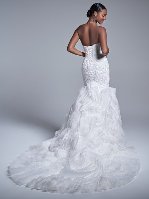 Strapless Lace Mermaid Wedding Dress With Tulle Skirt | Kleinfeld Bridal