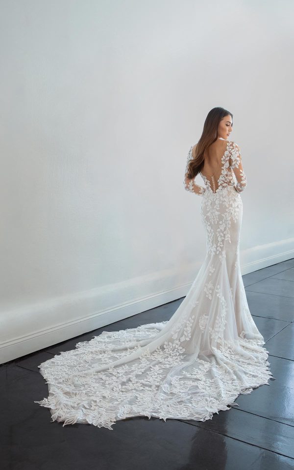 Illusion Plunge Long Sleeve Lace Wedding Dress | David's Bridal