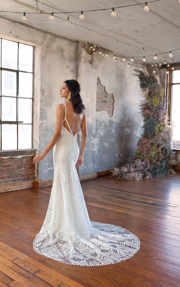 Sleeveless V-neck Lace Fit And Flare Wedding Dress With Open Back
