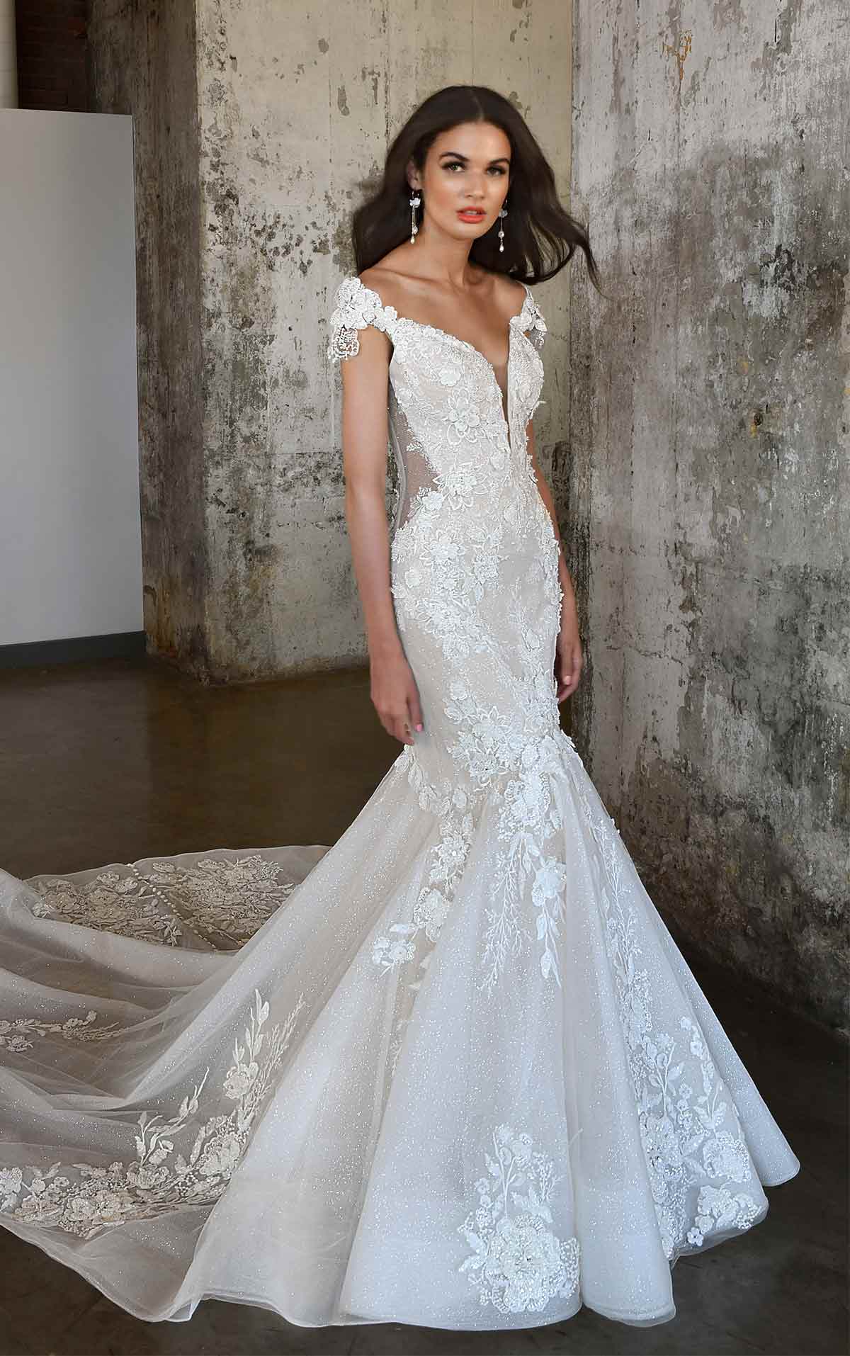 Boho Lace Wedding Dress with Illusion Off Shoulder Cap Sleeves