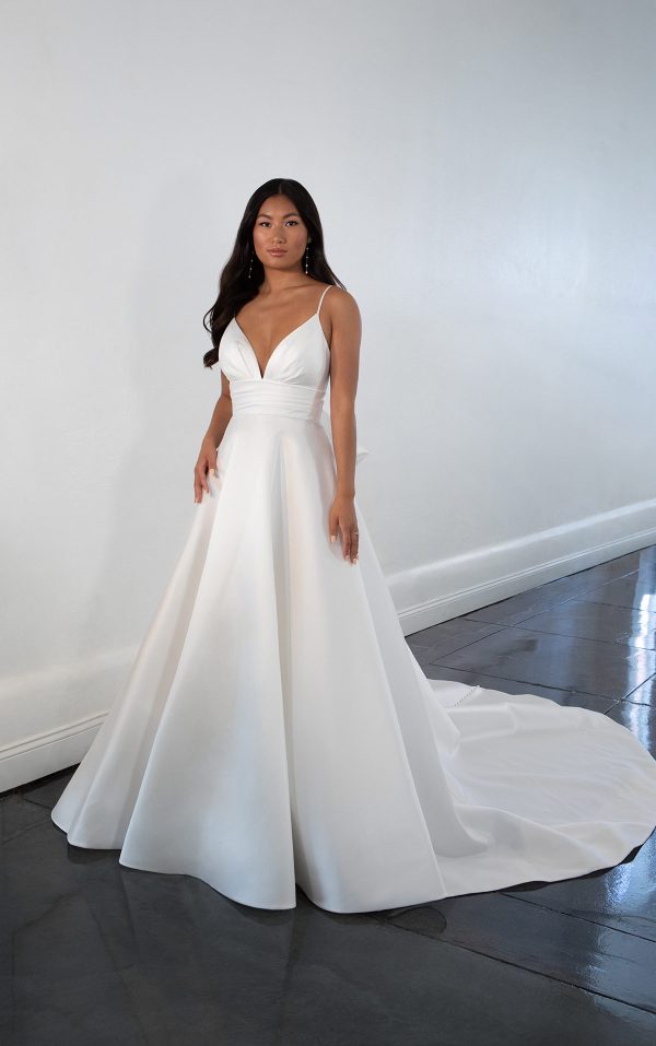 Simple Lace Spaghetti Strap Plus Size A-Line Wedding Dress with