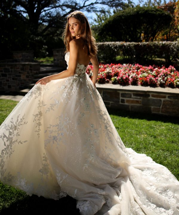 https://www.kleinfeldbridal.com/wp-content/uploads/2023/03/eve-of-milady-strapless-ball-gown-wedding-dress-with-beaded-lace-and-sparkle-tulle-34667451-1-600x720.jpg