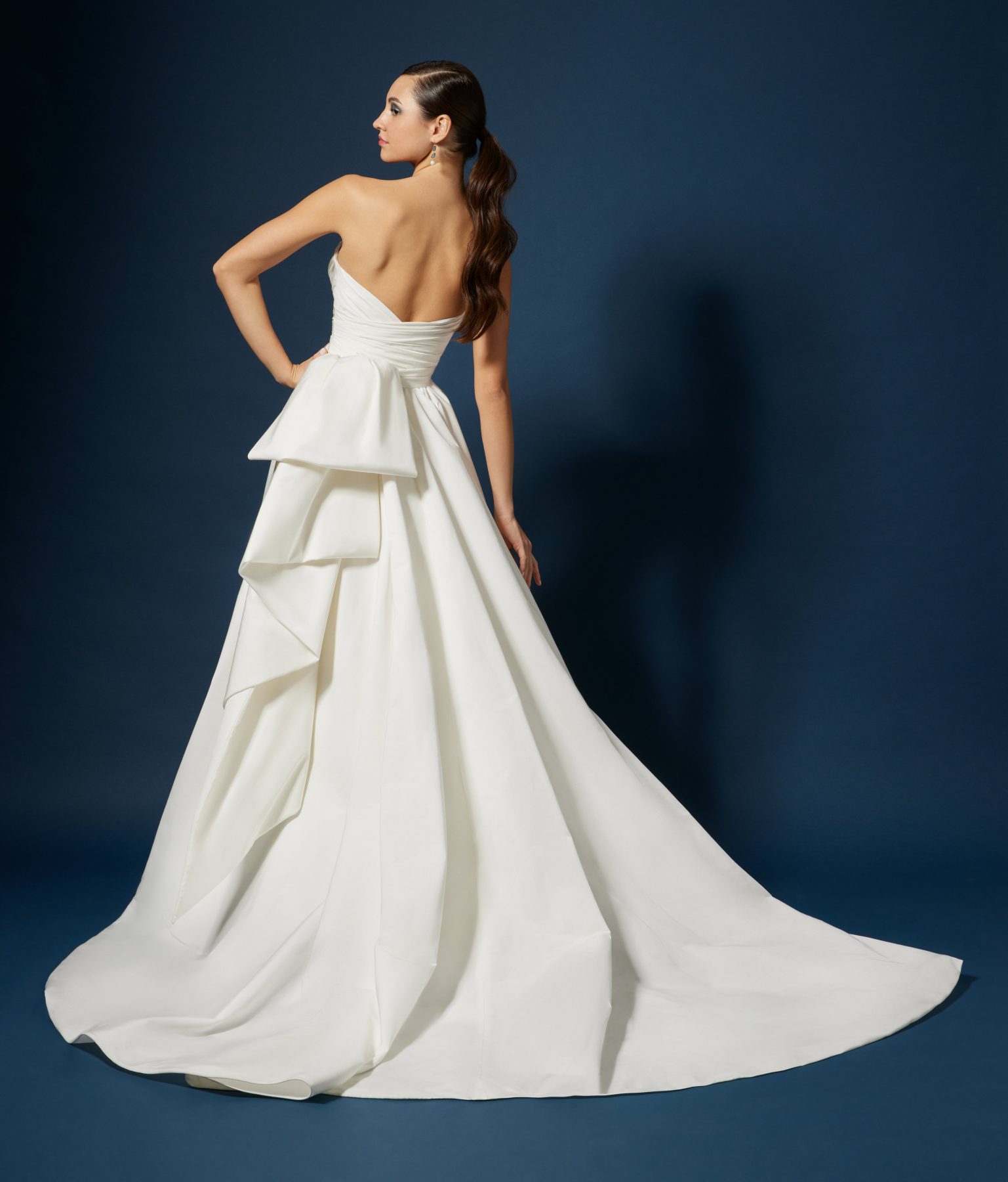 Strapless Fit And Flare Wedding Dress With Detachable Overskirt Kleinfeld Bridal 