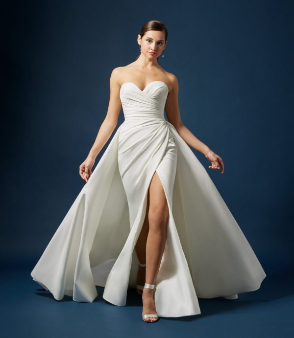 Strapless Fit And Flare Wedding Dress With Detachable Overskirt Kleinfeld Bridal 3059