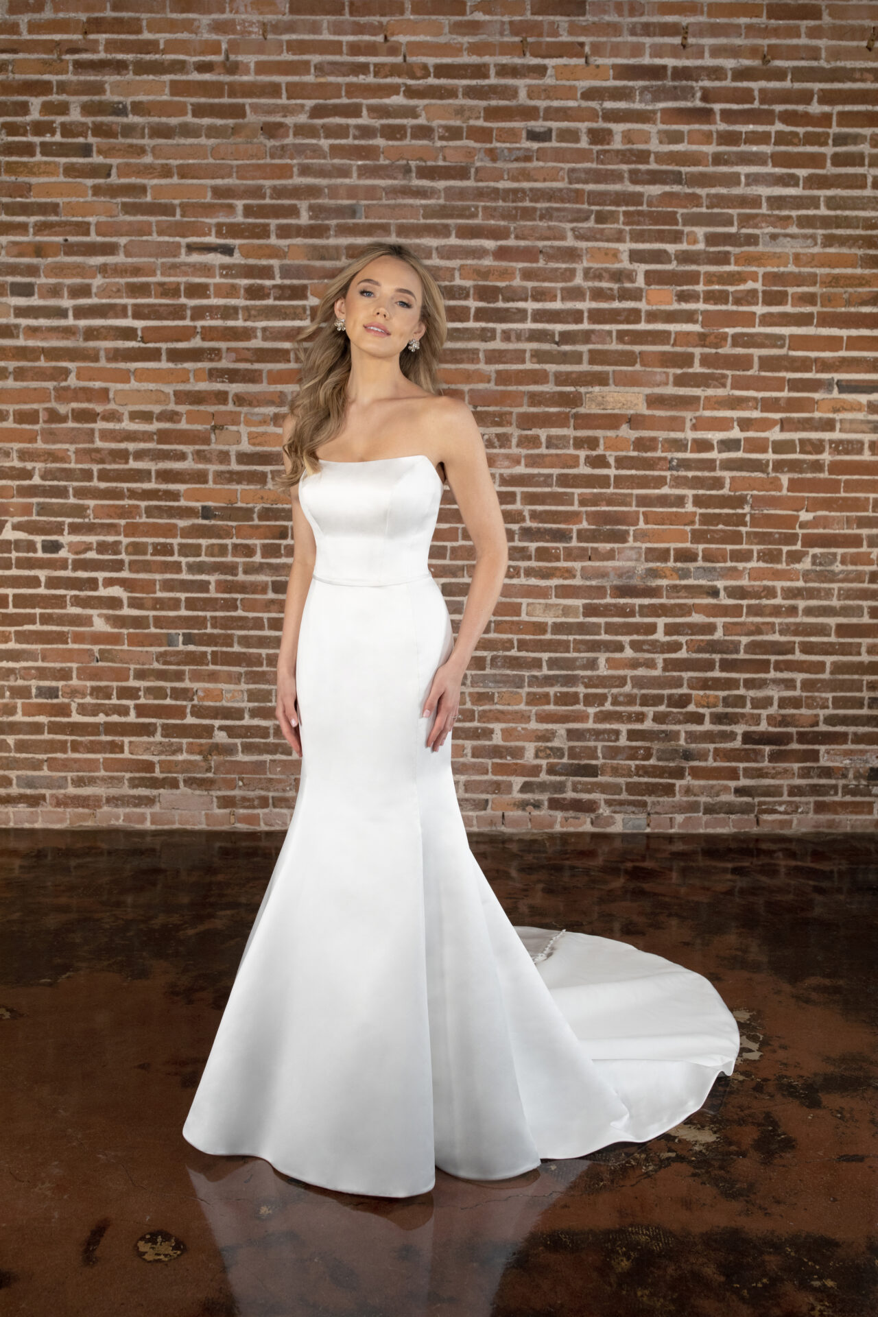 Strapless Fit And Flare Wedding Dress