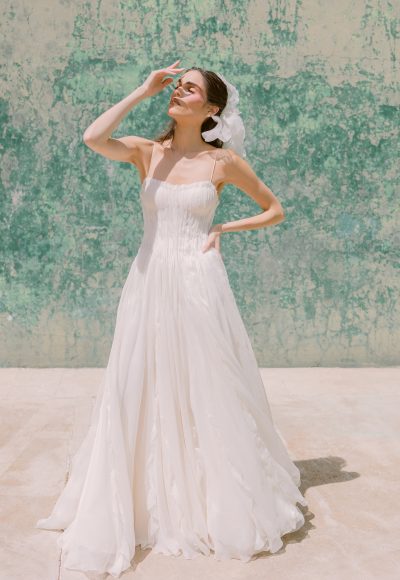 Lightweight A-line Wedding Dresses for Brides with Pear-Shaped
