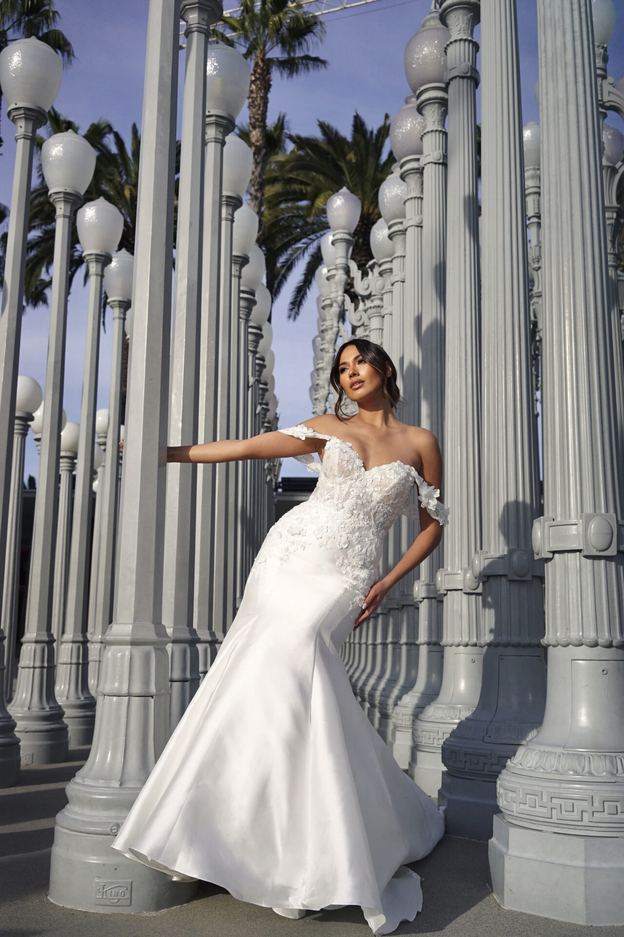 Los Angeles Bride Wears $47 Shein Wedding Dress: See the Viral Style