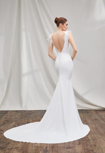 Sexy Modern Cap Sleeve Mermaid Gown by Alberto Palatchi - Image 3