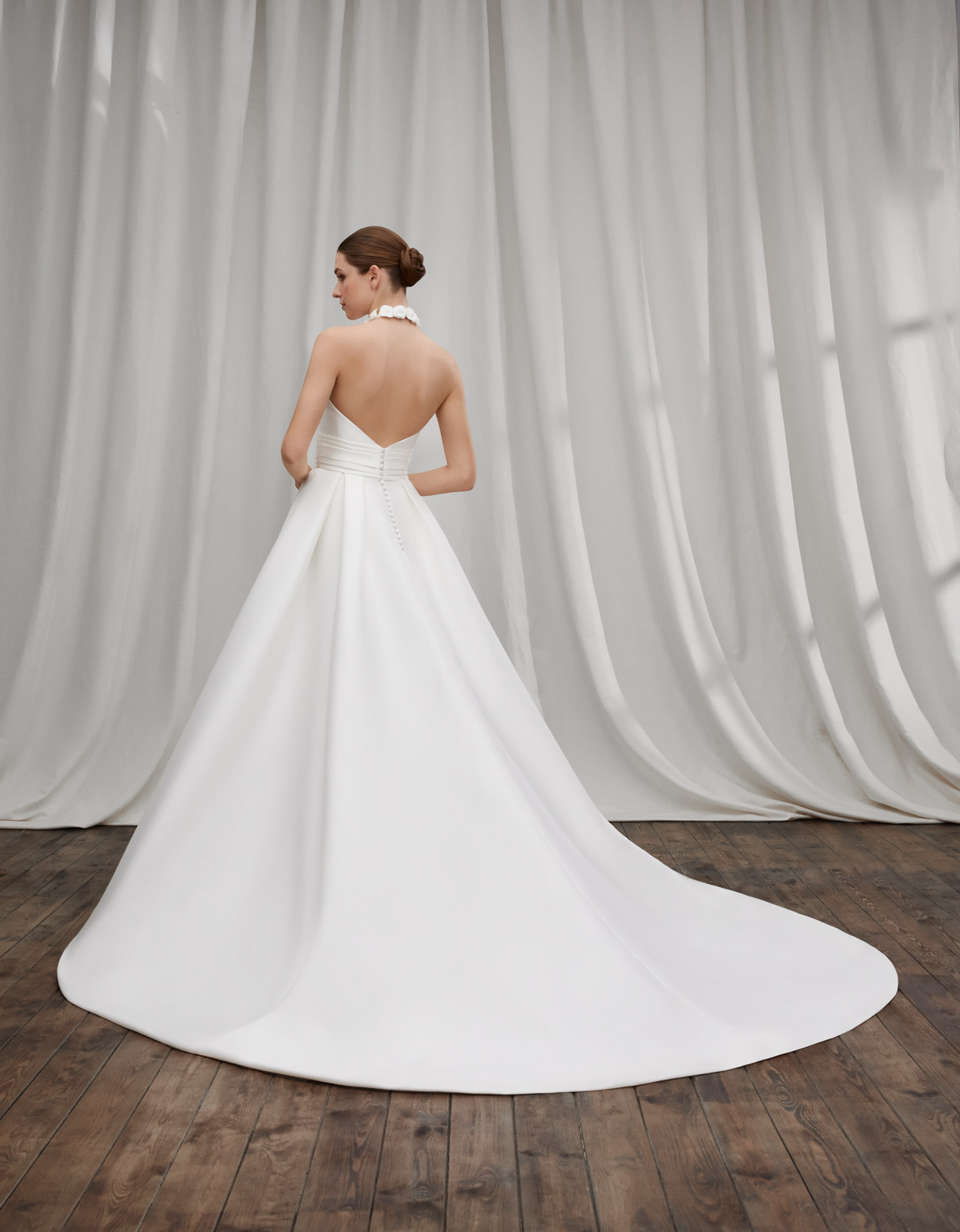 Modern Halter Sleeveless Gown | Kleinfeld Bridal