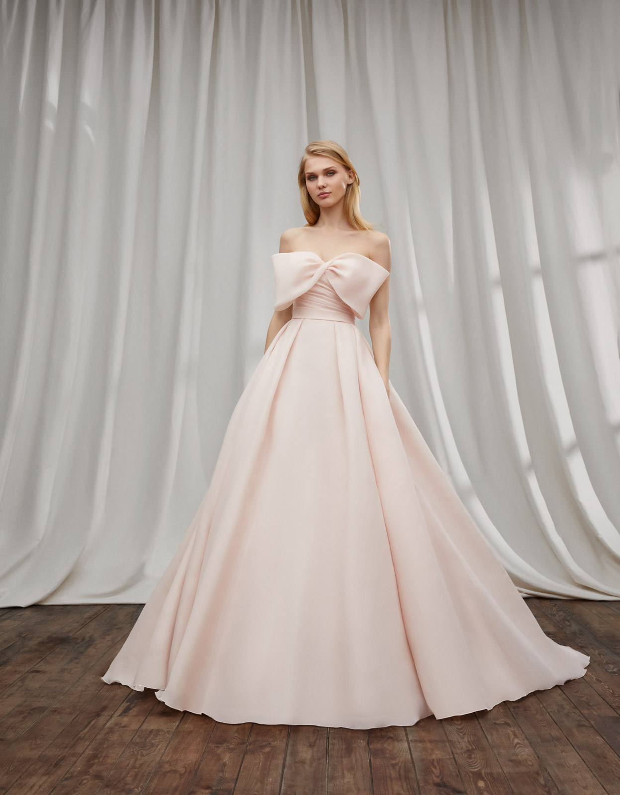 Romantic Blush Ballgown | Kleinfeld Bridal