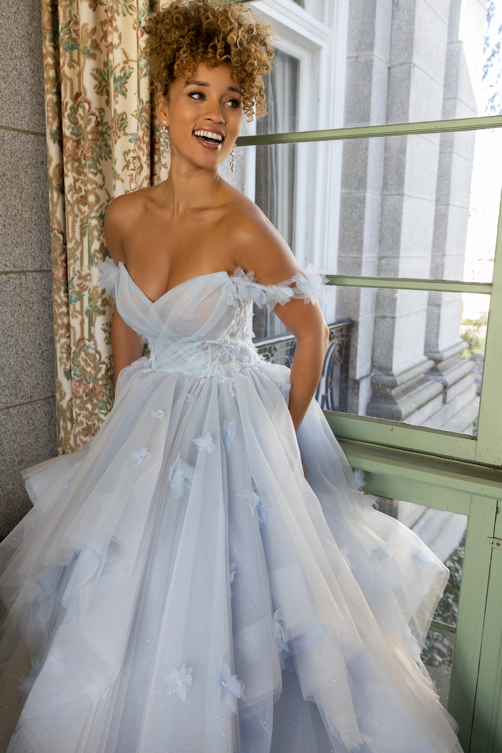 Romantic Sweetheart Neckline Ball Gown | Kleinfeld Bridal