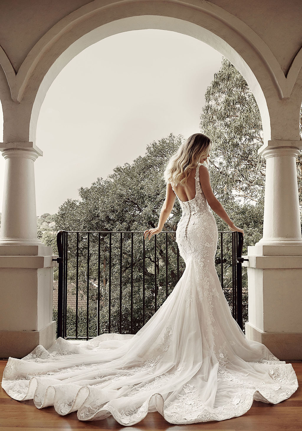 20 Utterly Romantic Wedding Dresses for the Fashion-Forward Bride