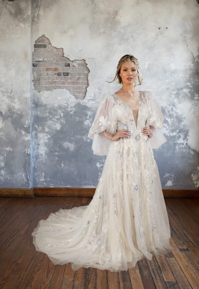 Rio' Geometric Boho Wedding Dress - Aisle Society
