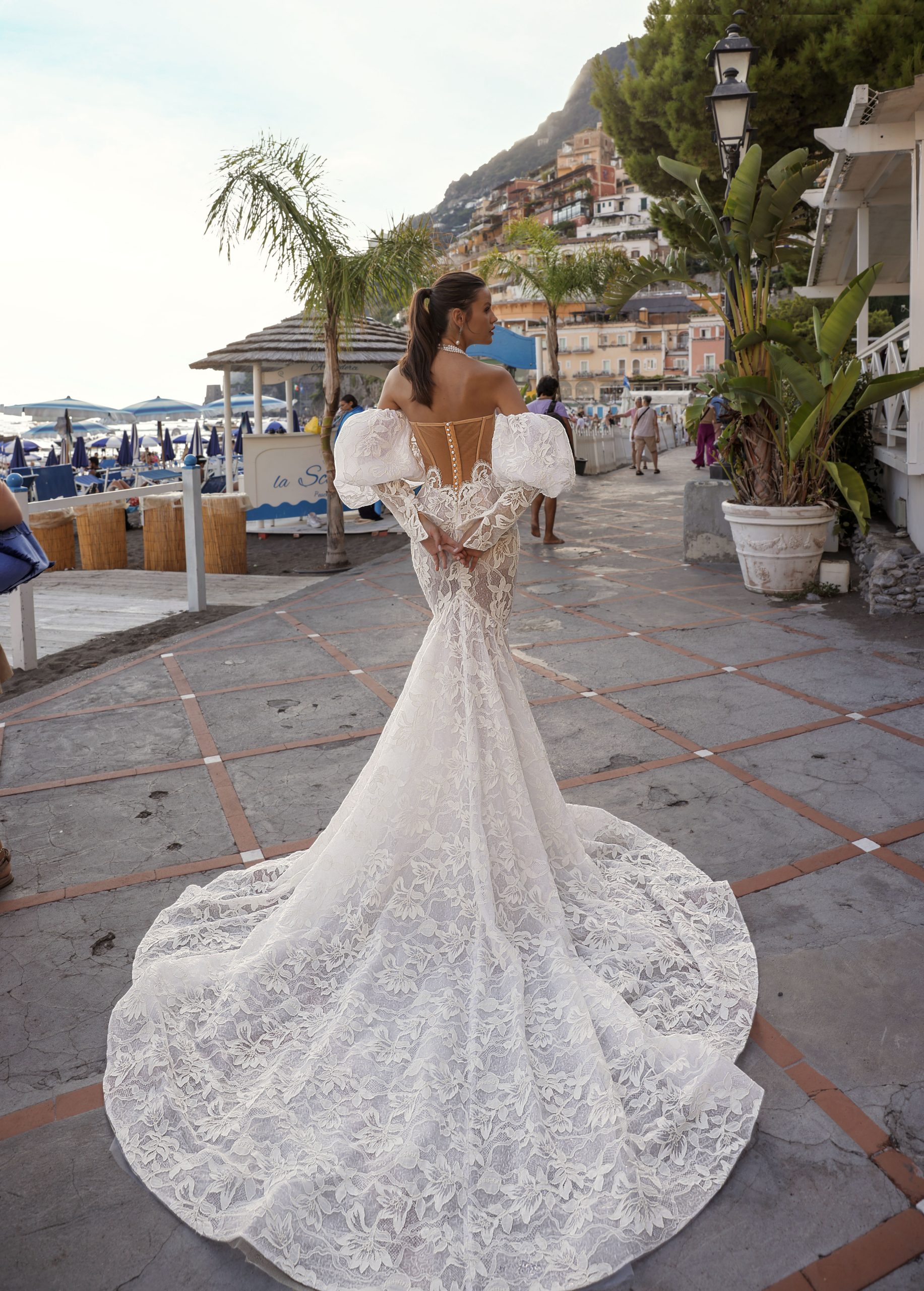 Lace Mermaid Gown With Detachable Puff Sleeves