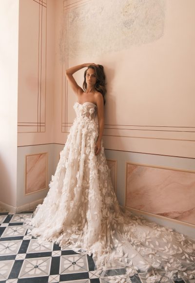 The Best Plus-Size Wedding Dresses, According Fashion Editors