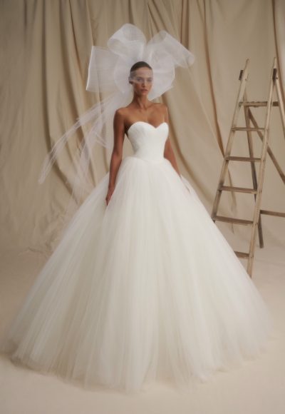 Simple And Ethereal Strapless Tulle Ball Gown by Senstudio