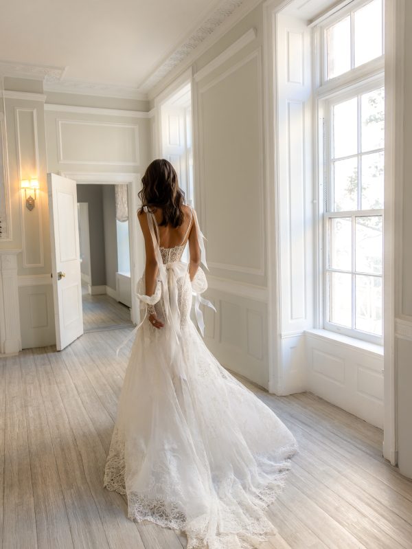 Chic And Romantic Lace Fit-and-Flare Wedding Dress With Bows by Pnina Tornai - Image 4