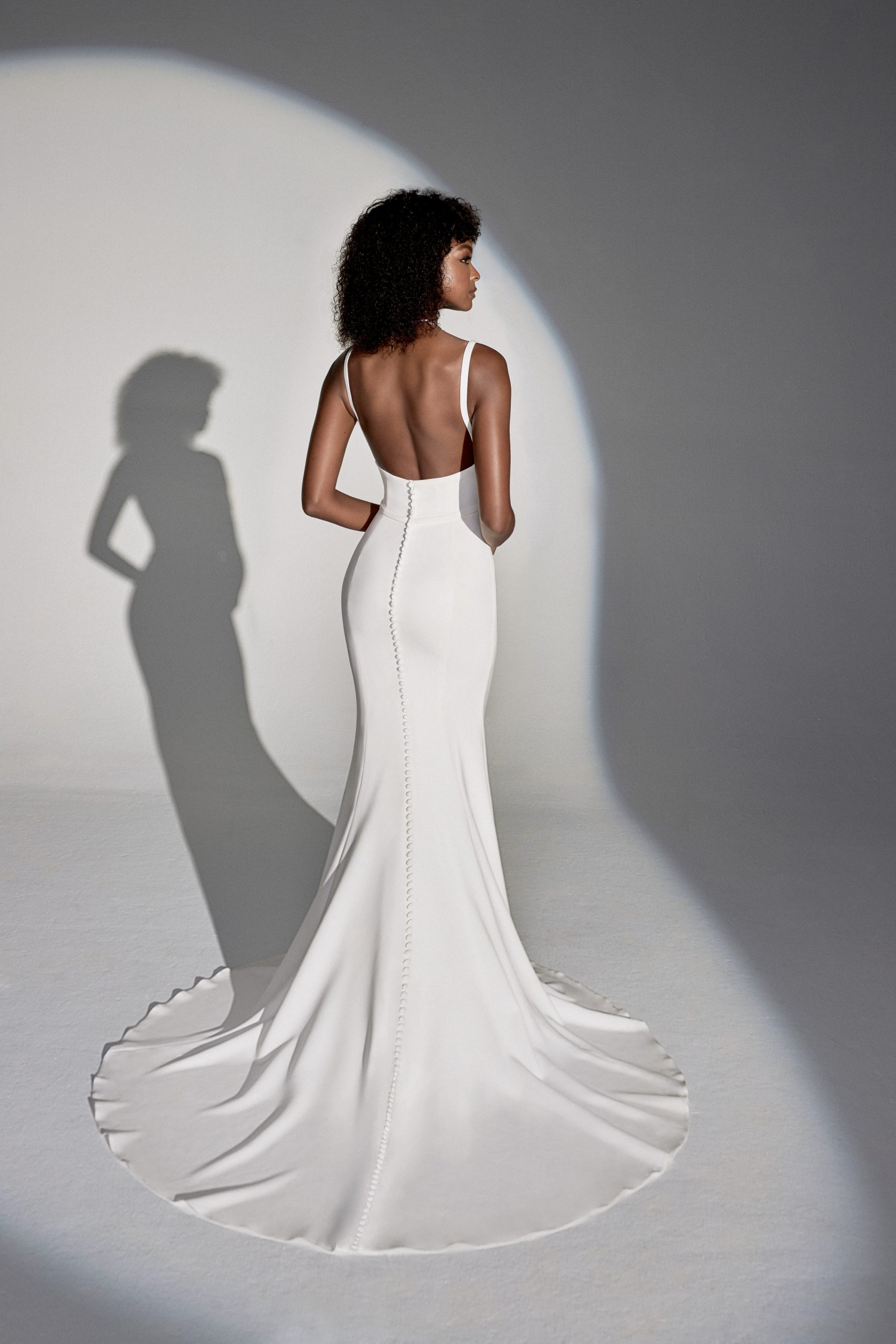 Chic And Modern Square-Neck Crepe Sheath Wedding Dress With Open Back And Buttons by Justin Alexander Signature - Image 2