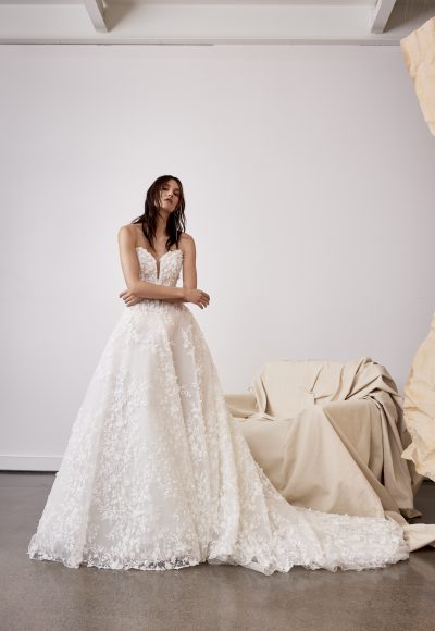 Floral Wedding Dresses 3D Floral Gowns Kleinfeld Kleinfeld Bridal