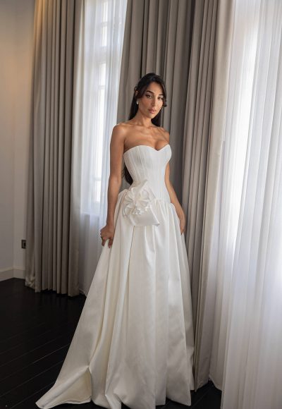 Chic And Dramatic Drop-Waist Ball Gown With Floral Appliqué by Alon Livné