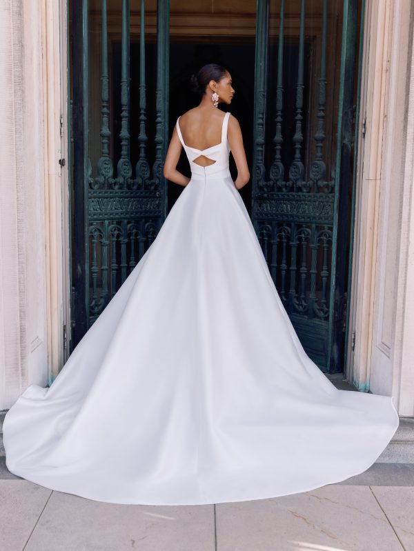 Simple And Timeless Square-Neck A-Line Wedding Dress With Slit by Sareh Nouri - Image 2