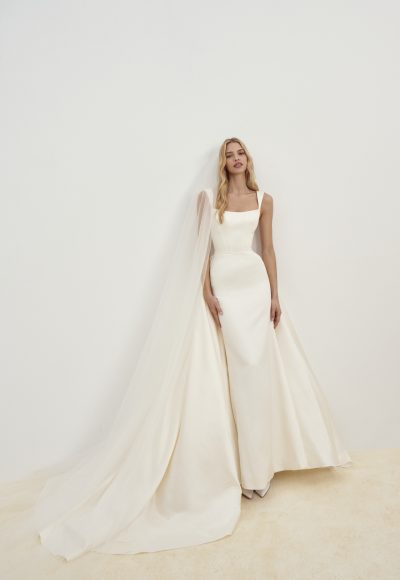 Chic And Sophisticated Square-Neck Fit-and-Flare Wedding Dress by Senstudio