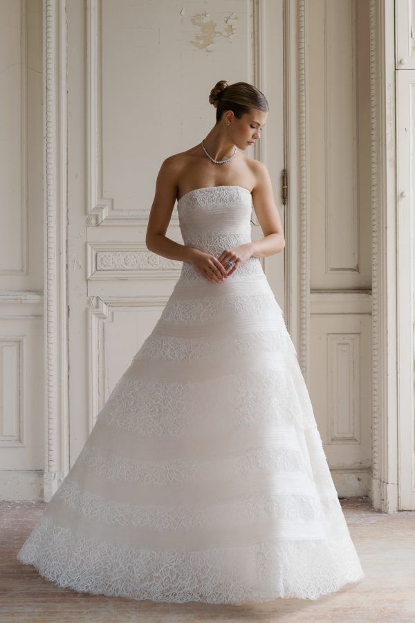 Tiered Silk Organza And Lace A-Line Wedding Dress by Anne Barge - Image 1